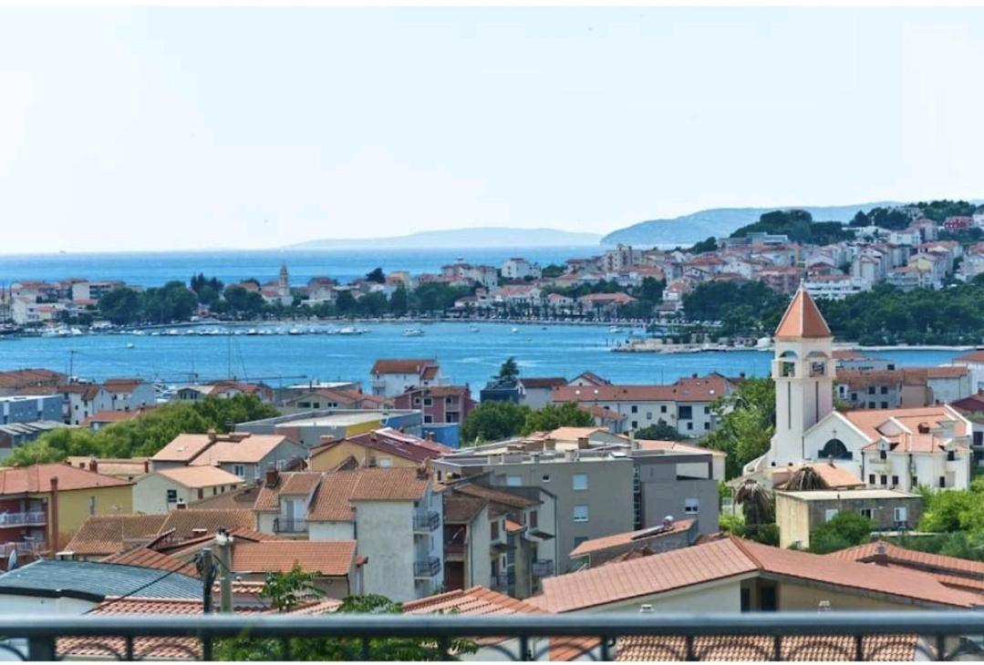 Sea View Apartments With Jaccuzzi Podstrana Exterior foto