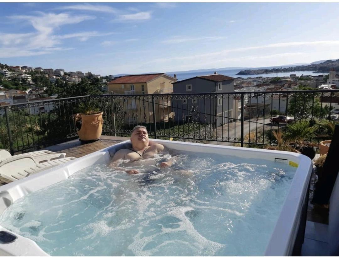 Sea View Apartments With Jaccuzzi Podstrana Exterior foto